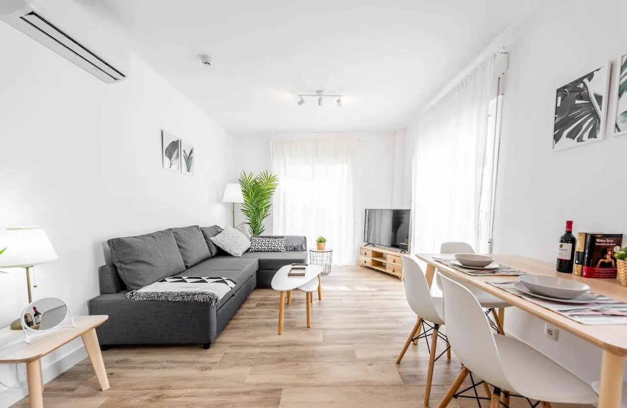 Apartamentos Toboso Plaza Nerja Aparthotel