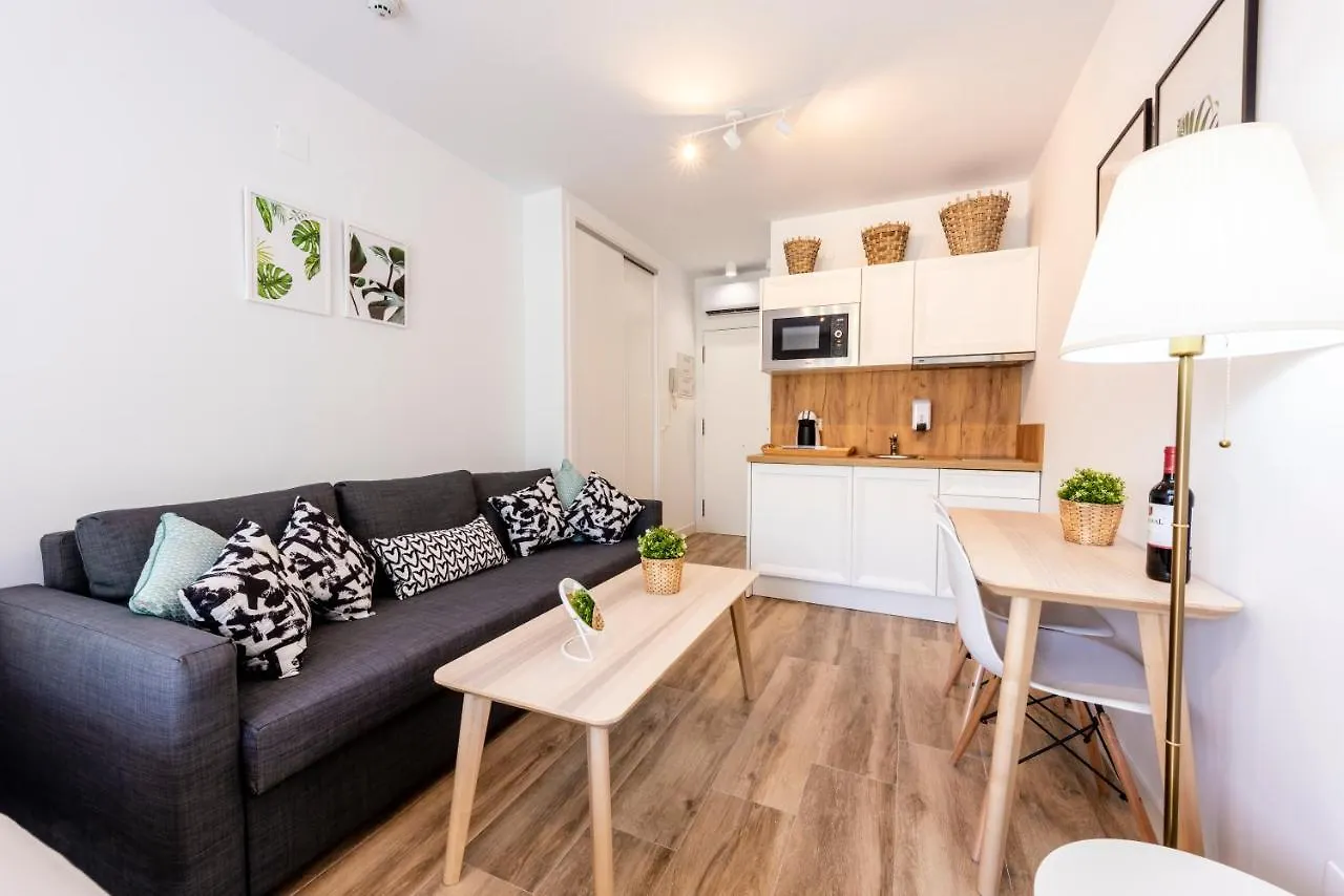 Apartamentos Toboso Plaza Nerja Aparthotel