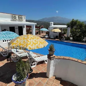Casa Bambu Velez
